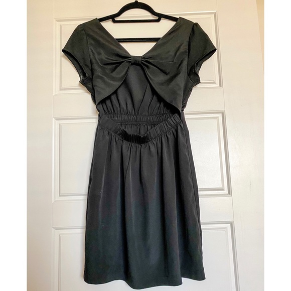 Black Open Back Summer Dress - Picture 2 of 3